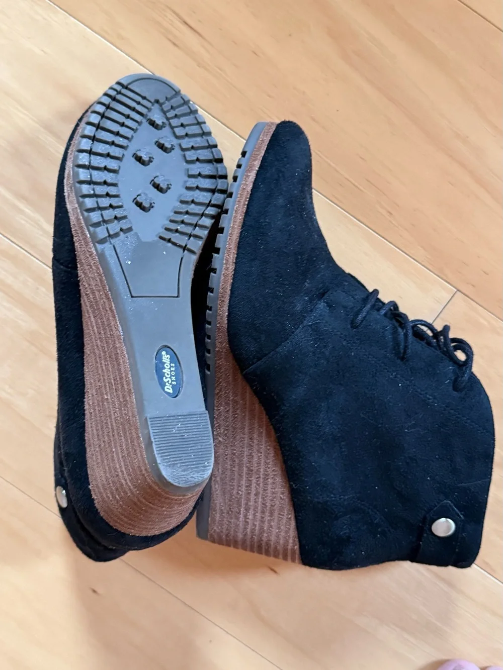 Dr Scholl’s  Black Suede Lace-Up women’s Shoes
